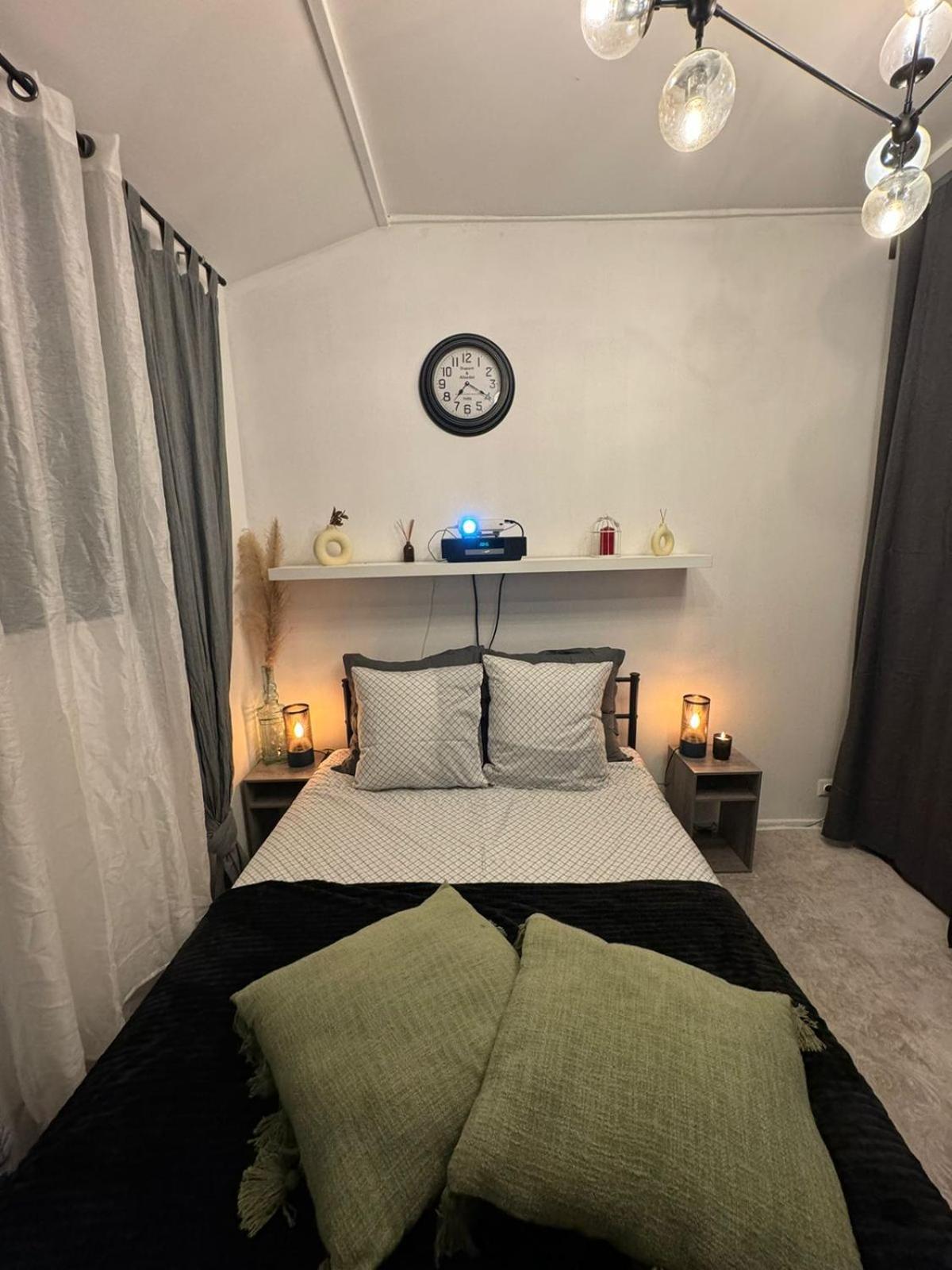 Apartment Maisonnette Proche De Paris & Cinema Bourg-la-Reine